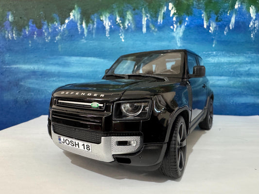 Land Rover Defender 110 1:24 Scale by Welly, Personalized Plates, 2-Door Licensed Model, Gift for Boy Girl Dad Mom Grandad Birthday Boxed