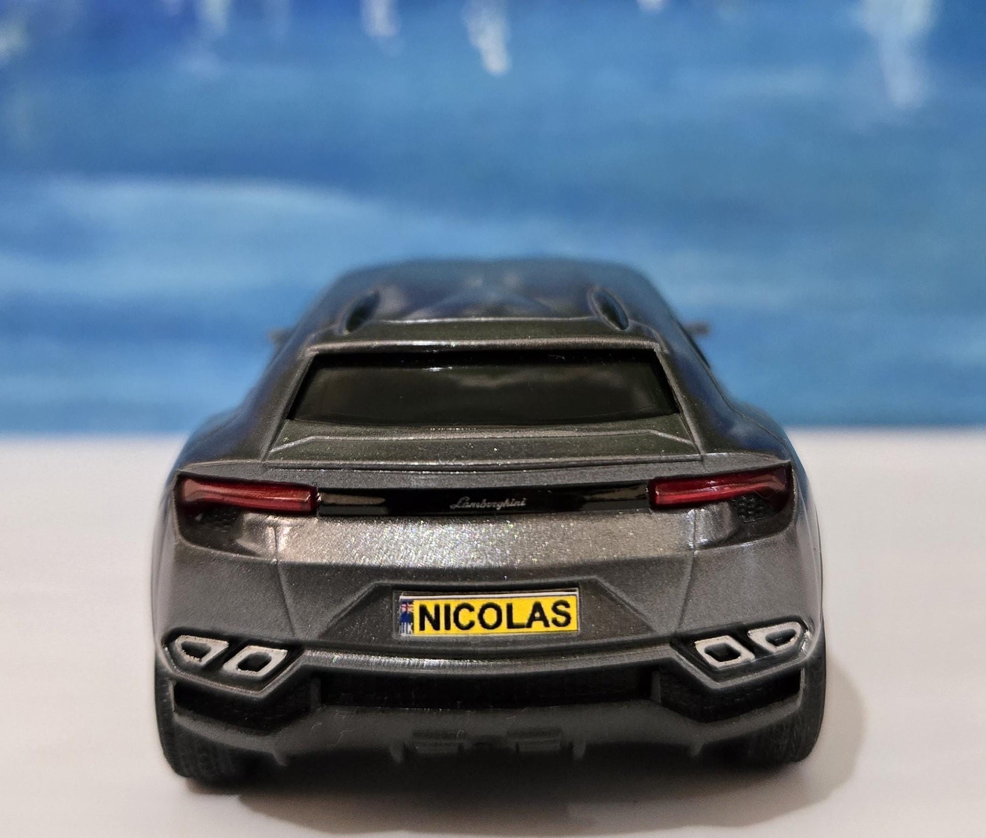 Grey Personalized Plate Lamborghini Urus 1:36 Scale Model Car – Gift for Dad, Mom, Brother – Birthday Collectible Toy – Gift Sleeve Included