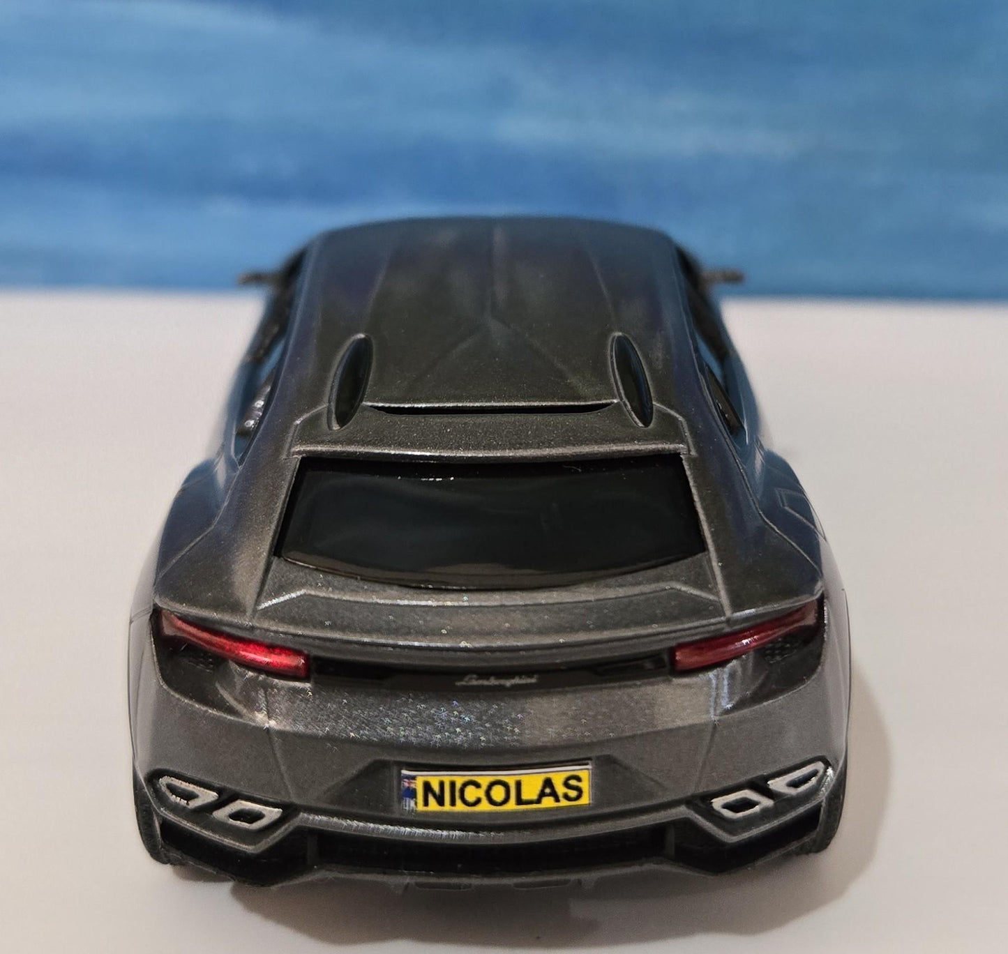 Grey Personalized Plate Lamborghini Urus 1:36 Scale Model Car – Gift for Dad, Mom, Brother – Birthday Collectible Toy – Gift Sleeve Included