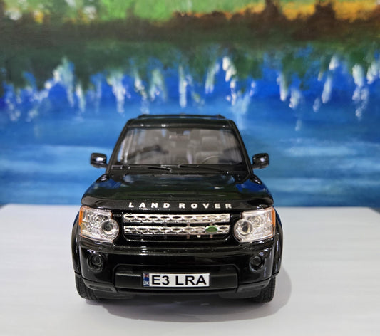 Land Rover Discovery 4 Diecast 1:24, Personalized Name Plate | Licensed by Welly | Gift for Boys, Girls, Dad, Mom, Grandad, Brother | Boxed