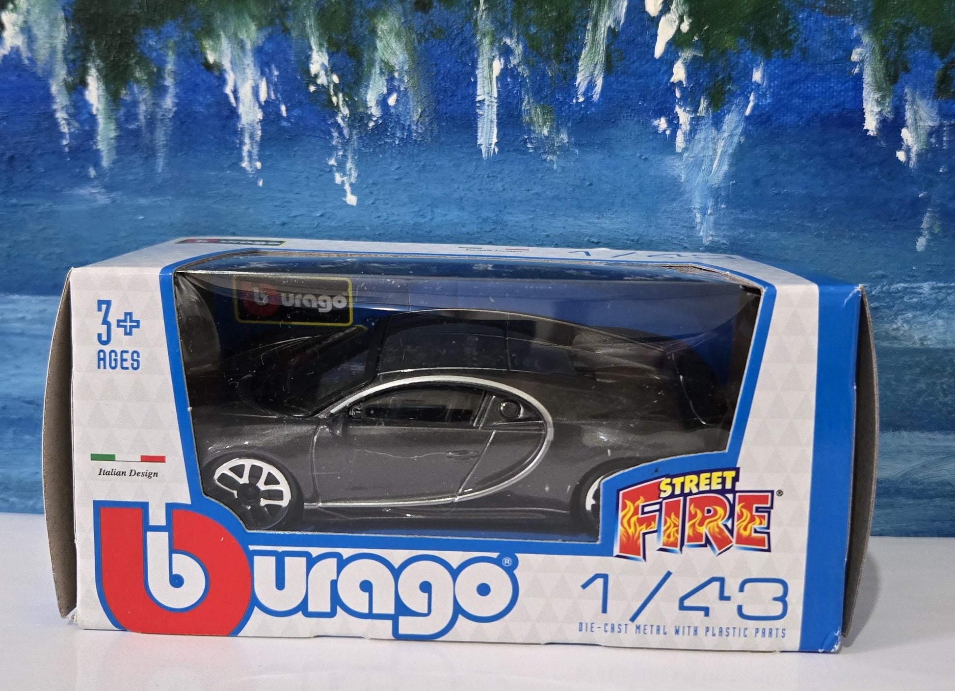 Custom Plates – Bugatti Chiron Grey 1:43 Scale Toy Car Model – Gift for Boy, Girl, Dad, Mom, Uncle, Grandad – Birthday or Christmas Present