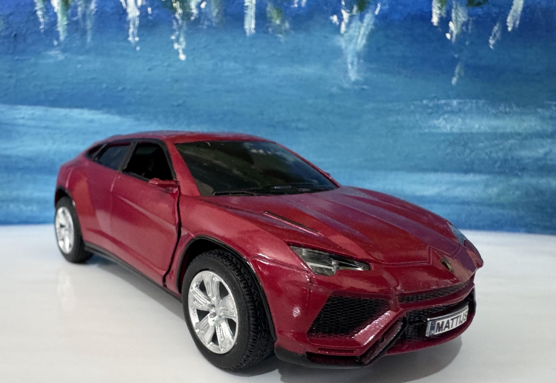 Lamborghini Urus MAROON Personal Plate 1:36 Scale Model Car – Gift for Dad, Mom, Sister – Birthday Anniversary – Gift Sleeve Included