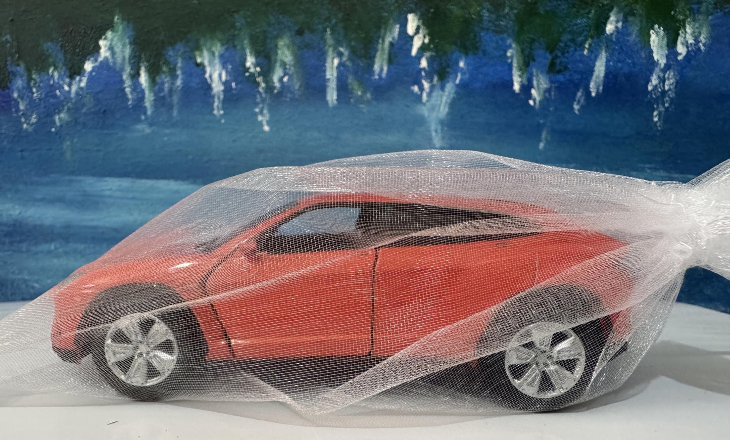 ORANGE Lamborghini Urus Personal Plate 1:36 Scale Model Car – Gift for Dad, Mom, Sister – Birthday Anniversary – Gift Sleeve Included