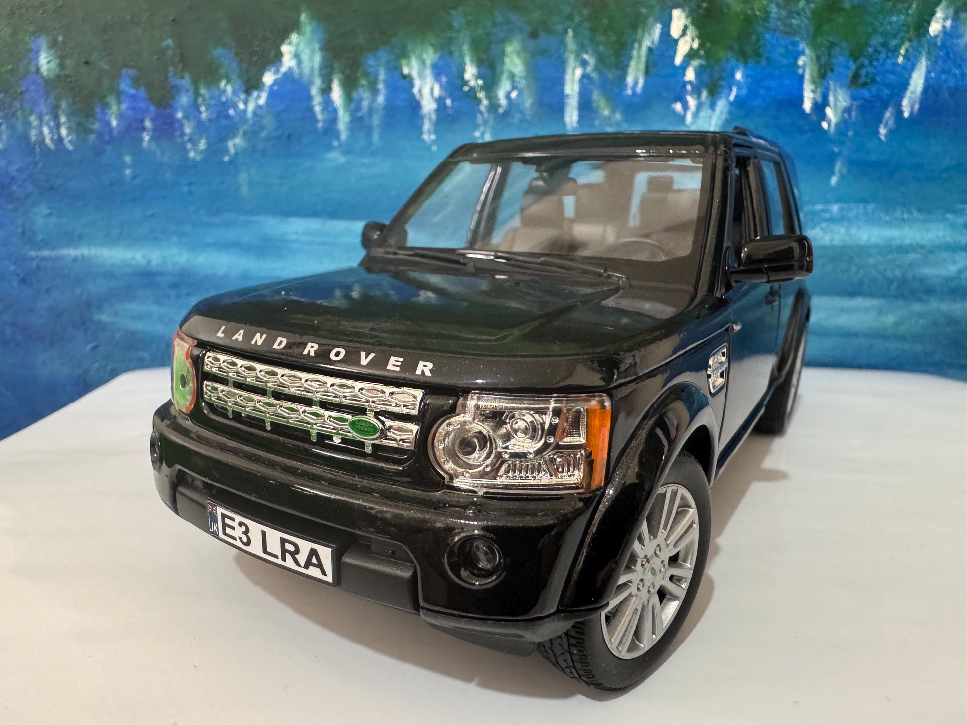 Land Rover Discovery 4 Diecast 1:24, Personalized Name Plate | Licensed by Welly | Gift for Boys, Girls, Dad, Mom, Grandad, Brother | Boxed