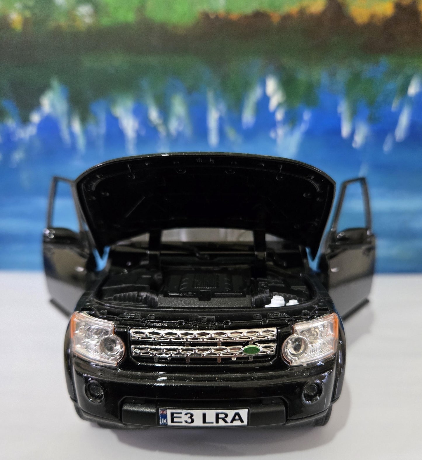 Land Rover Discovery 4 Diecast 1:24, Personalized Name Plate | Licensed by Welly | Gift for Boys, Girls, Dad, Mom, Grandad, Brother | Boxed