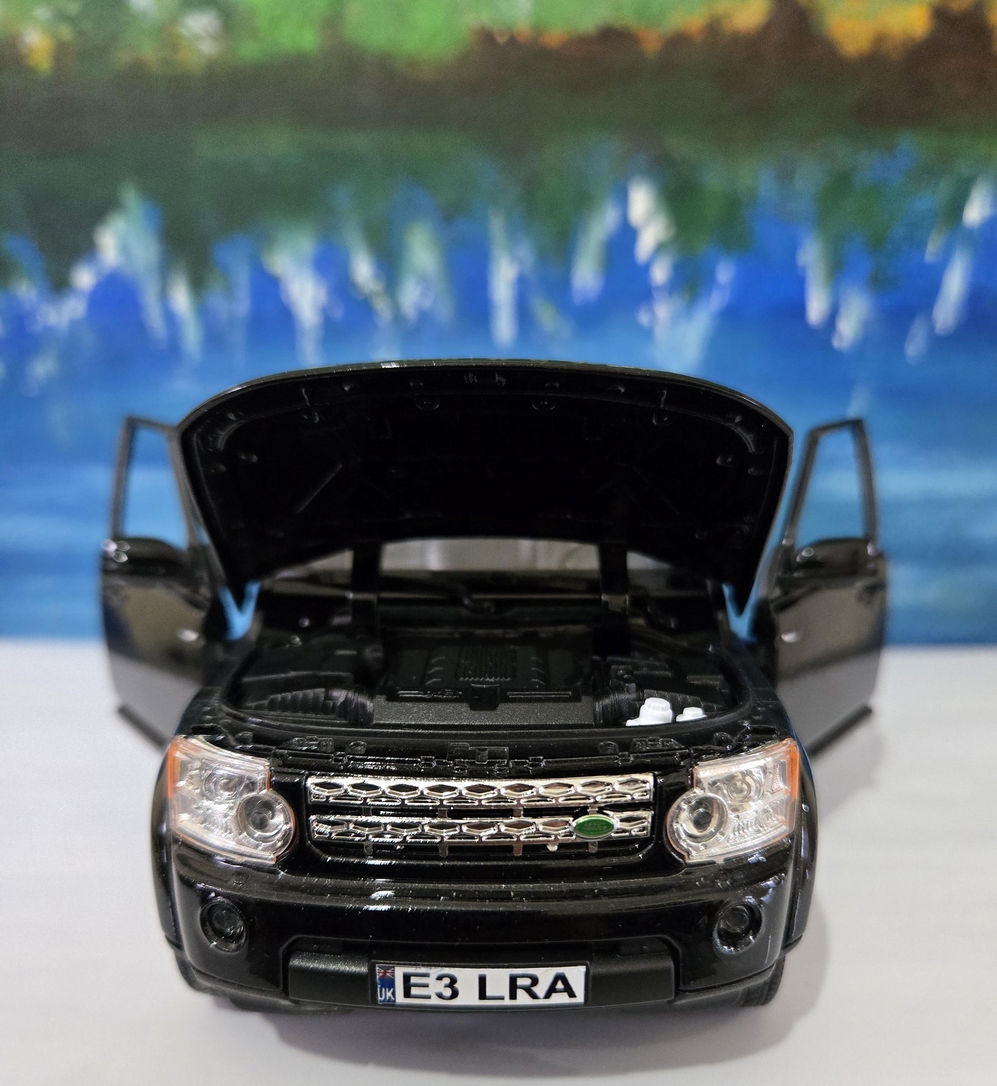 Land Rover Discovery 4 Diecast 1:24, Personalized Name Plate | Licensed by Welly | Gift for Boys, Girls, Dad, Mom, Grandad, Brother | Boxed