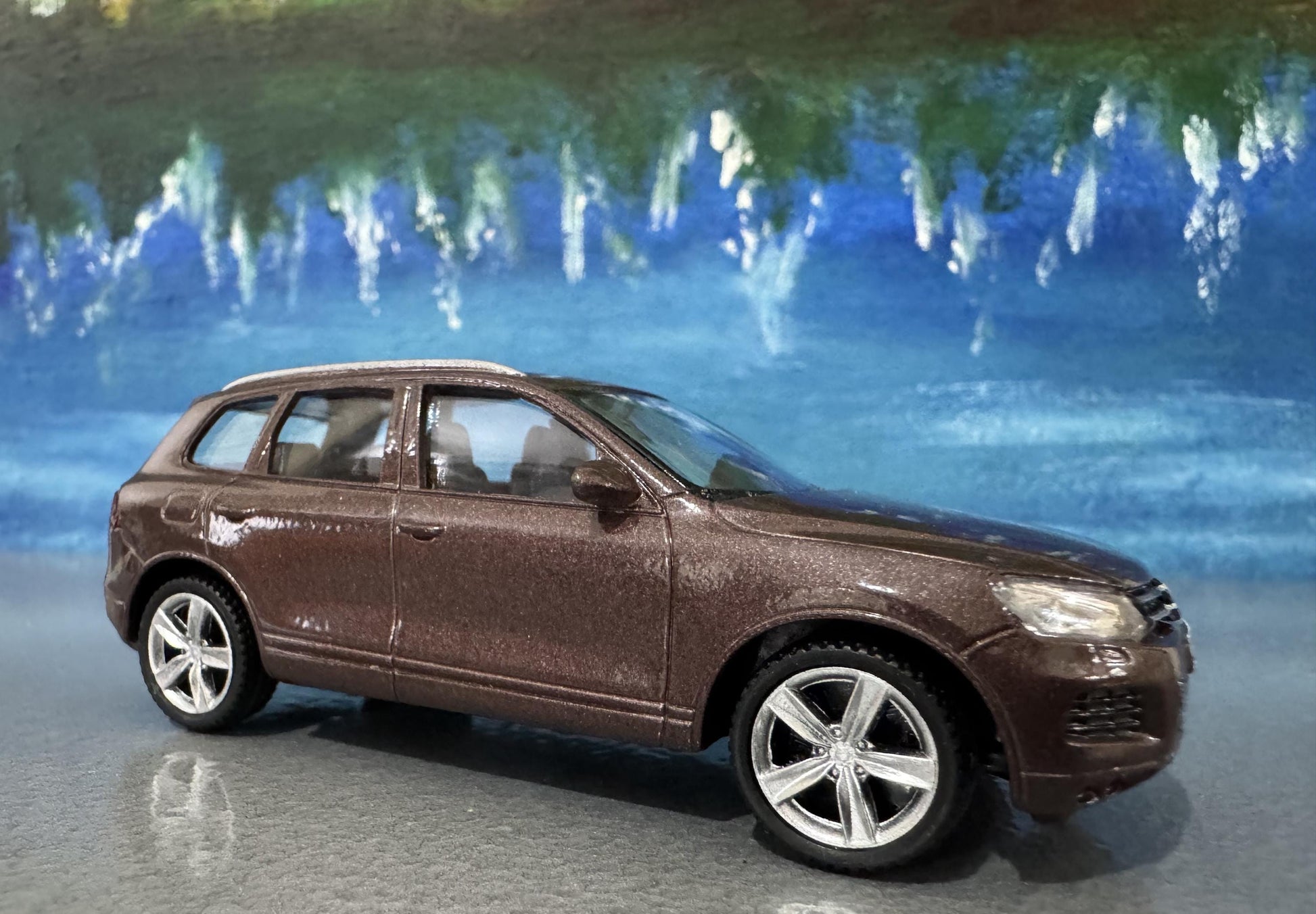 VW Volkswagen Touareg Toy Car, 1:43 Scale Model – Gift for Boy, Girl, Dad, Mom, Grandad, Birthday - Easter, Christmas gift - Boxed