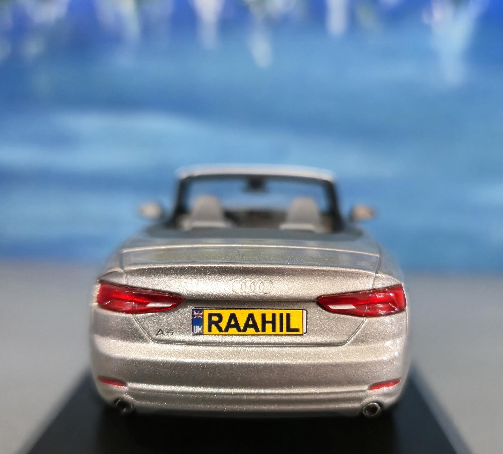 Audi A5 Cabriolet Diecast Car: 1/43 Scale Silver Metallic Model