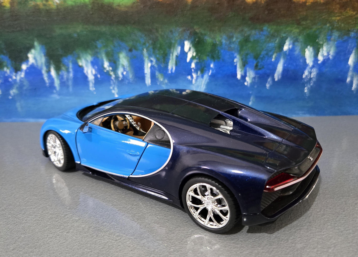 Custom Bugatti Chiron Diecast Model Car 1:24 - Personalized Plate