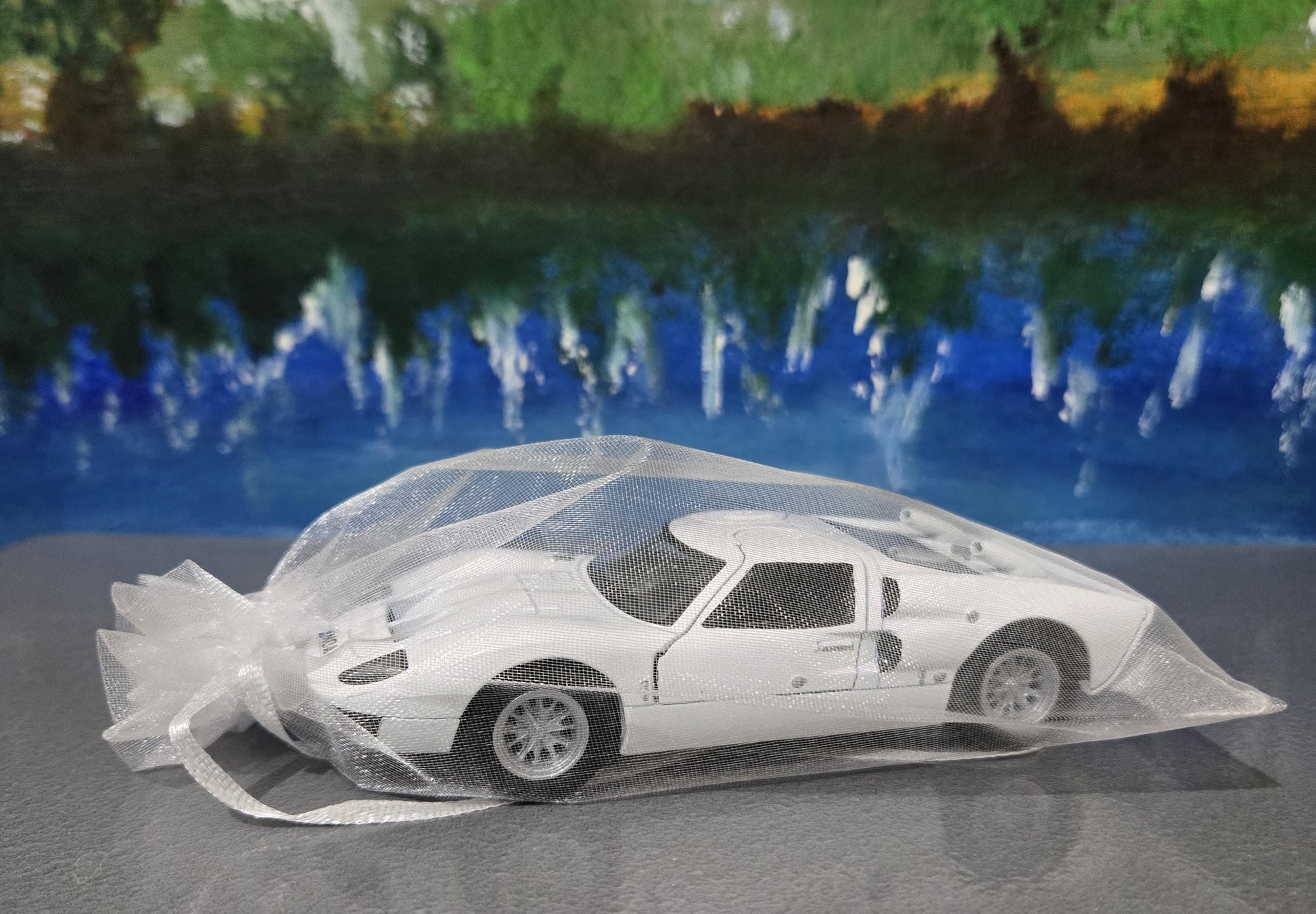 WHITE Toy Car Ford GT 40 MKII 1:32 - Pull Back Action, Open Doors, fun toy boy dad mother day gift sleeves