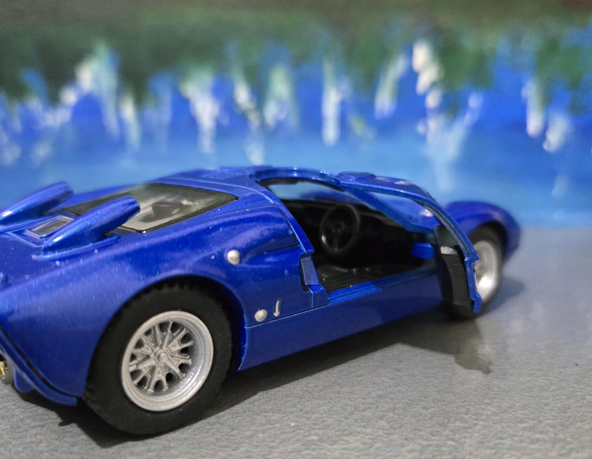 Ford GT40 MK II Blue Toy Car - 1:32 Scale Pull Back Action w/ Opening Doors | Kids Gift, Collector Model, Birthday Present (Sleeve)