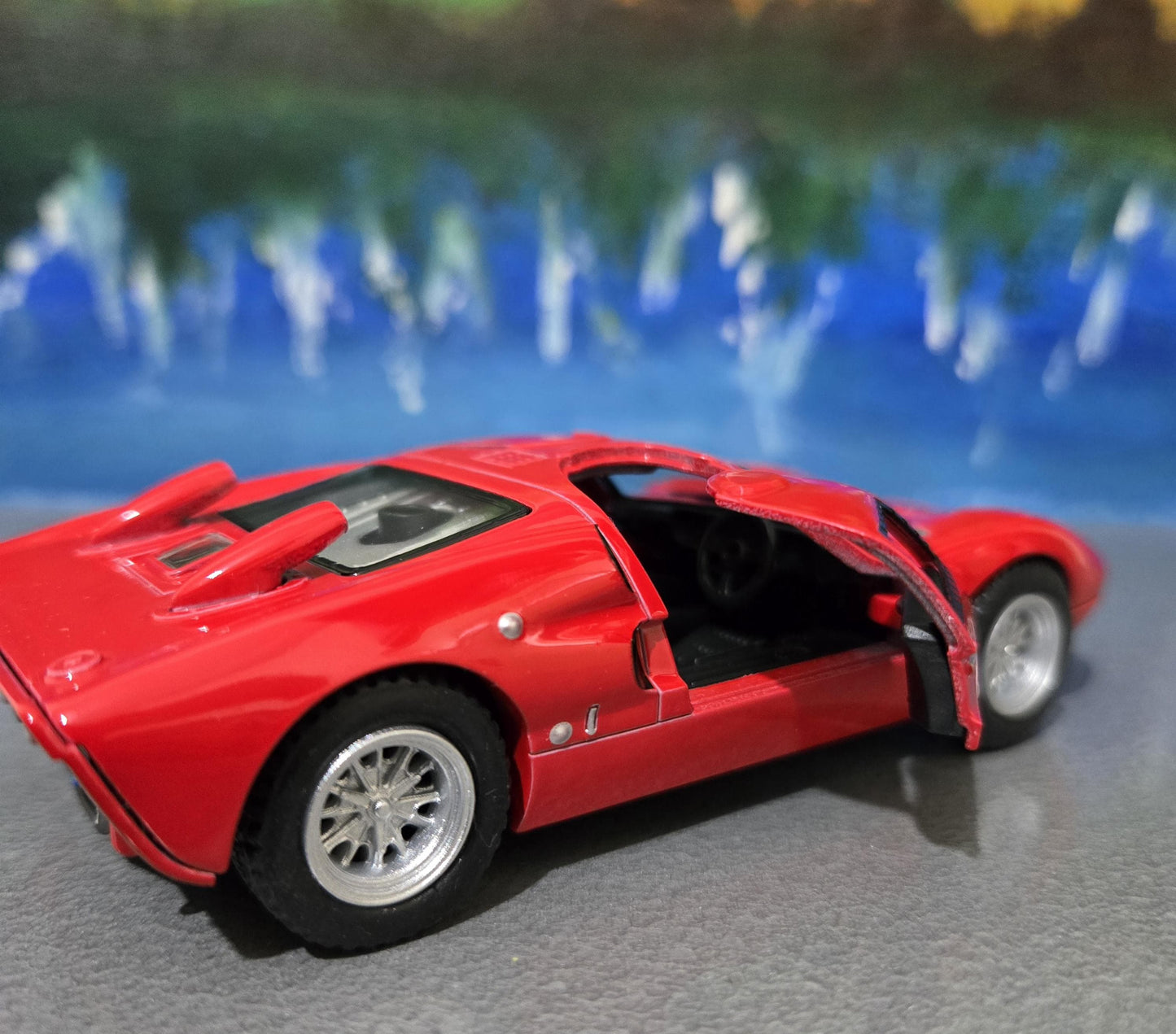 RED Toy Car Ford GT 40 MKII 1:32 - Pull Back Action, Open Doors, fun toy