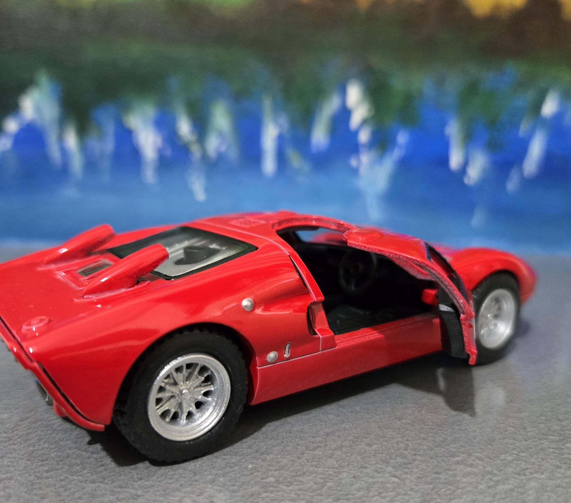 RED Toy Car Ford GT 40 MKII 1:32 - Pull Back Action, Open Doors, fun toy