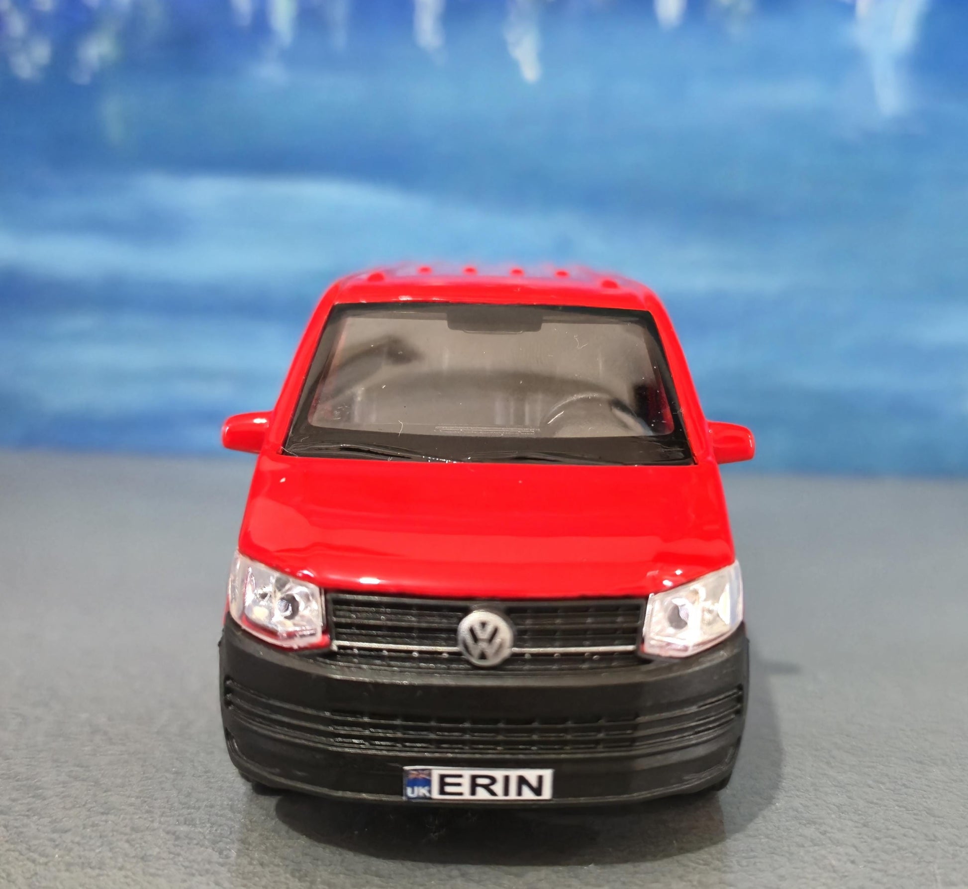 VW T6 Transporter Crew van Toy Car PERSONALISED PLATES 1:34 scale Model boy girl dad mom uncle grandad brother Birthday Easter gift Boxed