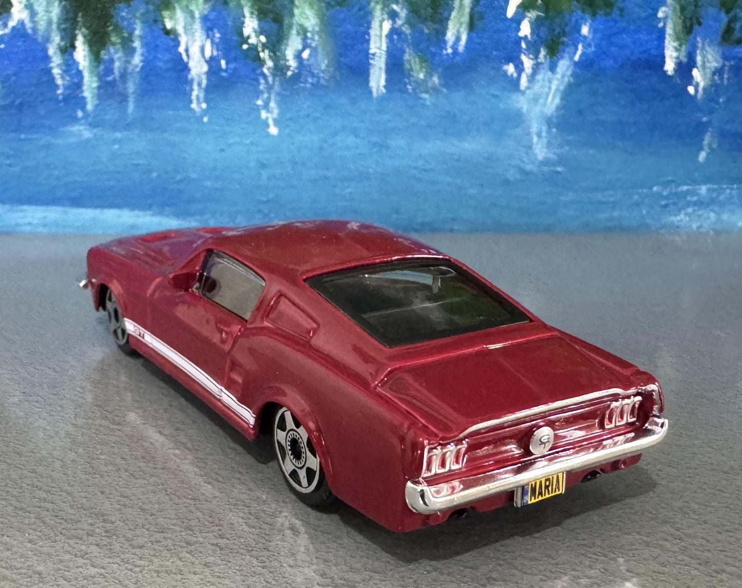 1967 Ford Mustang GT RED Diecast Model Car 1:43 Scale – Gift for Car Enthusiasts, Boys, Girls, Uncle, Grandad, Collectors New Boxed