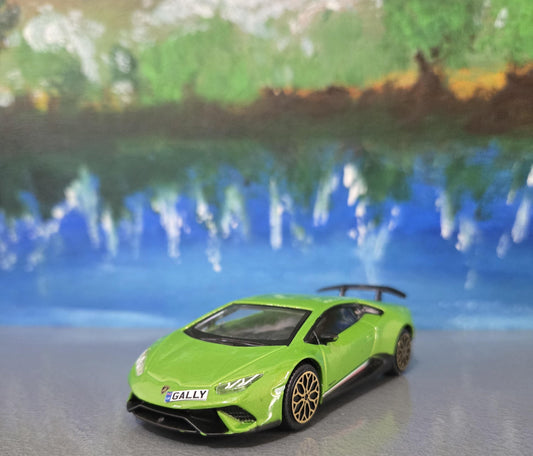 Lamborghini Huracan 1:43 Model Car – Personalized Plates | Gift for Boy, Girl, Dad, Mom, Uncle, Grandad | Birthday Christmas Present Boxed