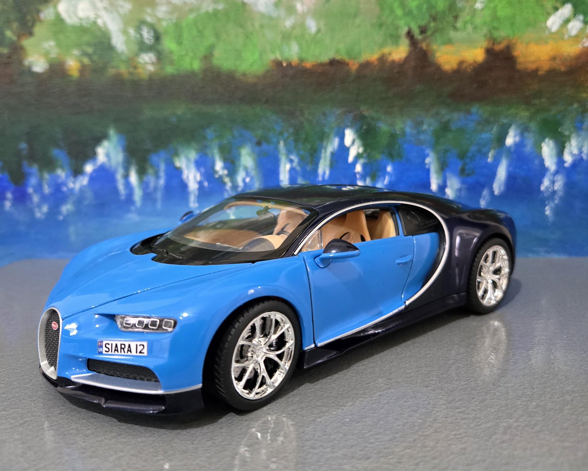 Custom Bugatti Chiron Diecast Model Car 1:24 - Personalized Plate