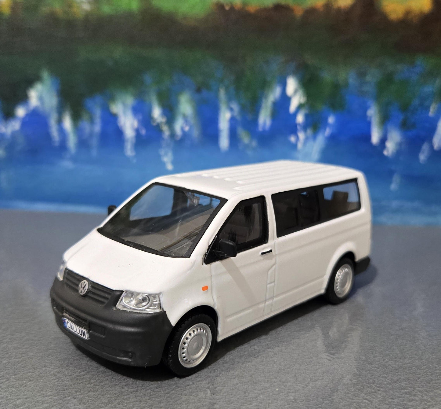 VW T5 Van Toy Car Model 1:43 – Personalised Plates | Diecast Gift for Boy, Girl, Dad, Mom, Uncle, Grandad, Brother, Birthday Christmas Boxed
