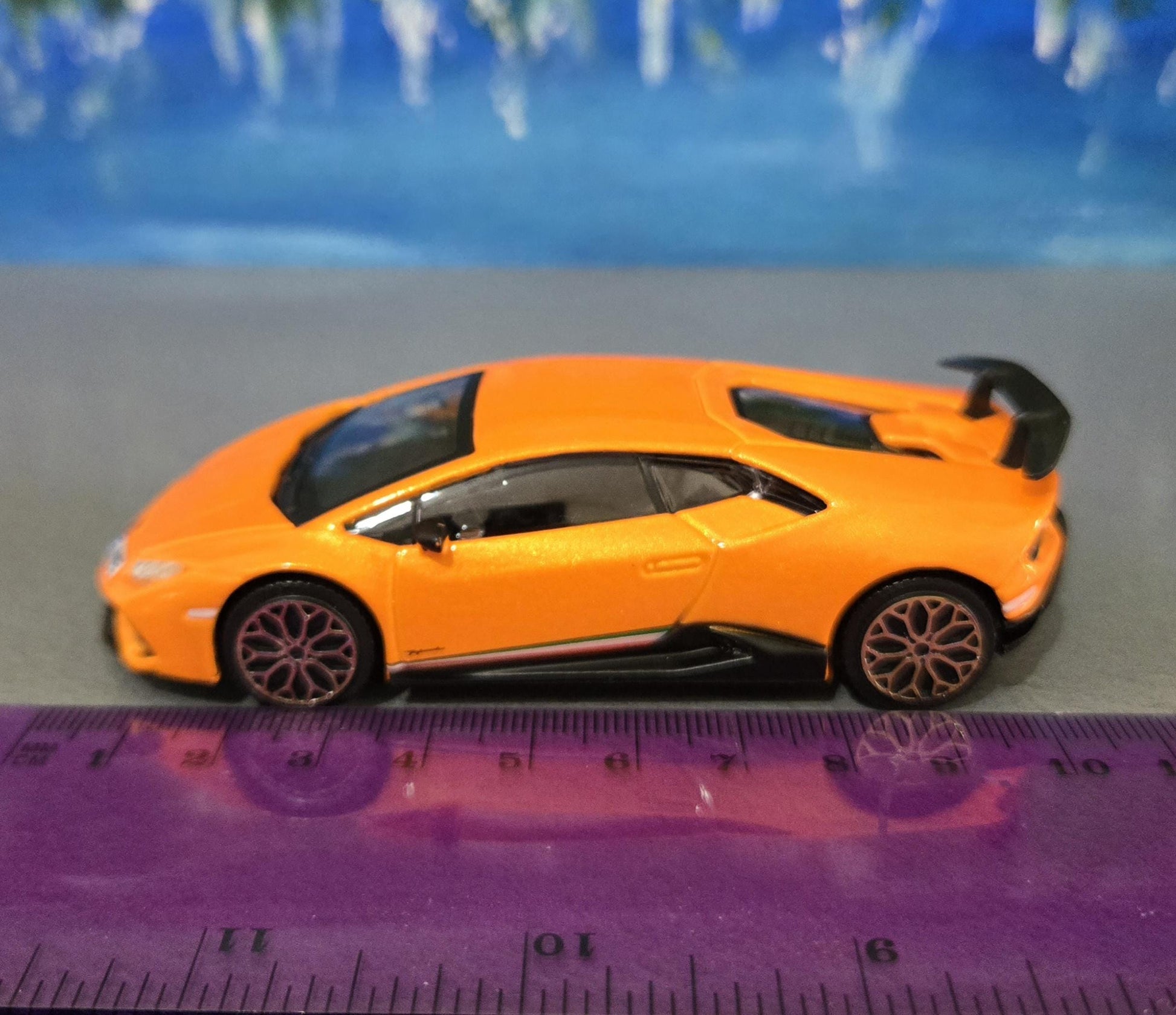 Lamborghini Huracan 1:43 Model Car – Personalized Plates | Gift for Boy, Girl, Dad, Mom, Uncle, Grandad | Birthday Christmas Present Boxed