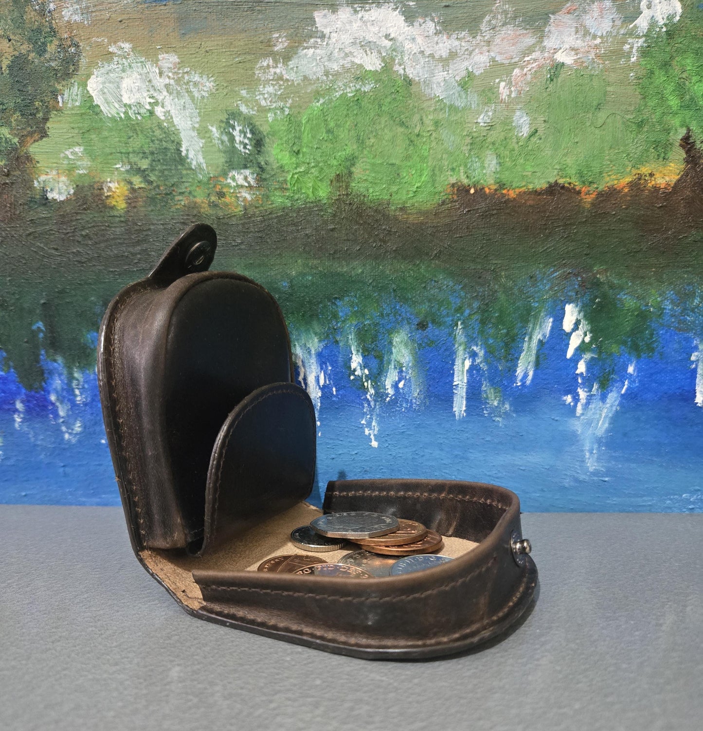 Premium Oiled Leather Horseshoe Coin Purse | Genuine Leather Unisex Wallet for Coins, Cash & Keys | Vintage Coin Holder