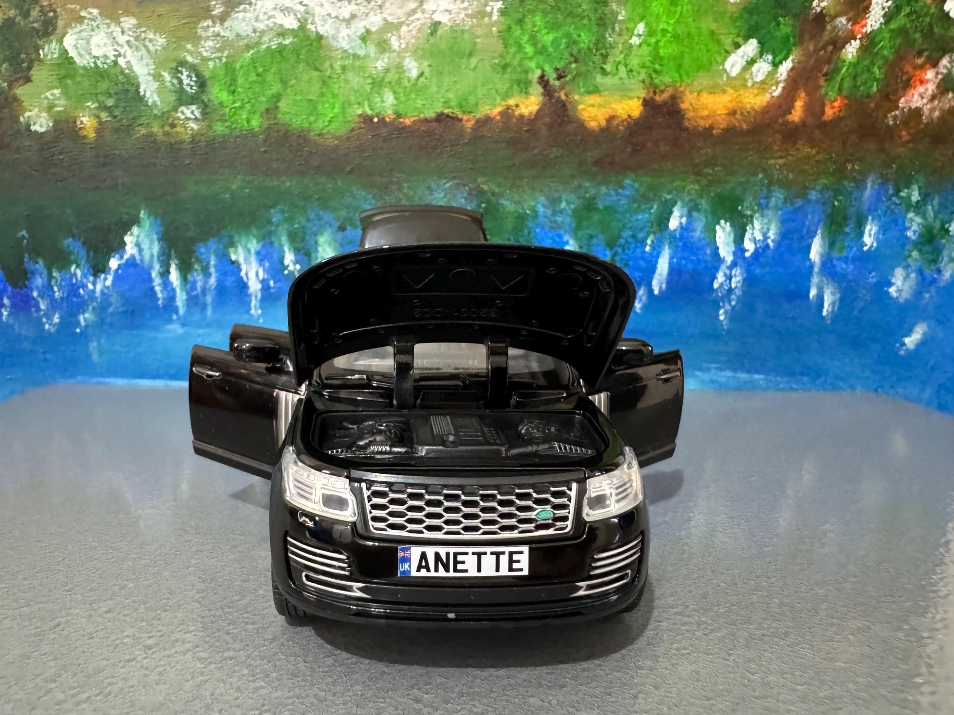 QY TOYS 1:32 Licensed Land Rover Range Rover SV 50th Anniversary Diecast Model Car – Light & Sound Pull Back Toy – Personalised Plate Gift