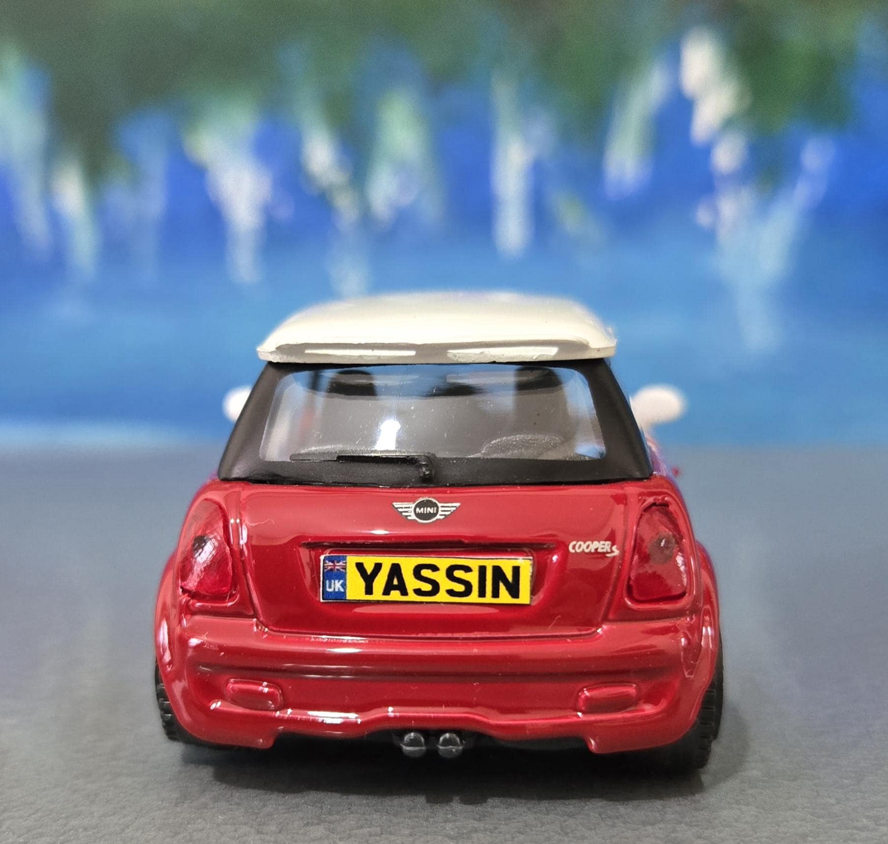 Personalised Name Plate Mini Cooper S – 1:43 Scale Diecast Model Car | Custom Mini Collectible Gift for Dad, Husband, Boyfriend, Boxed