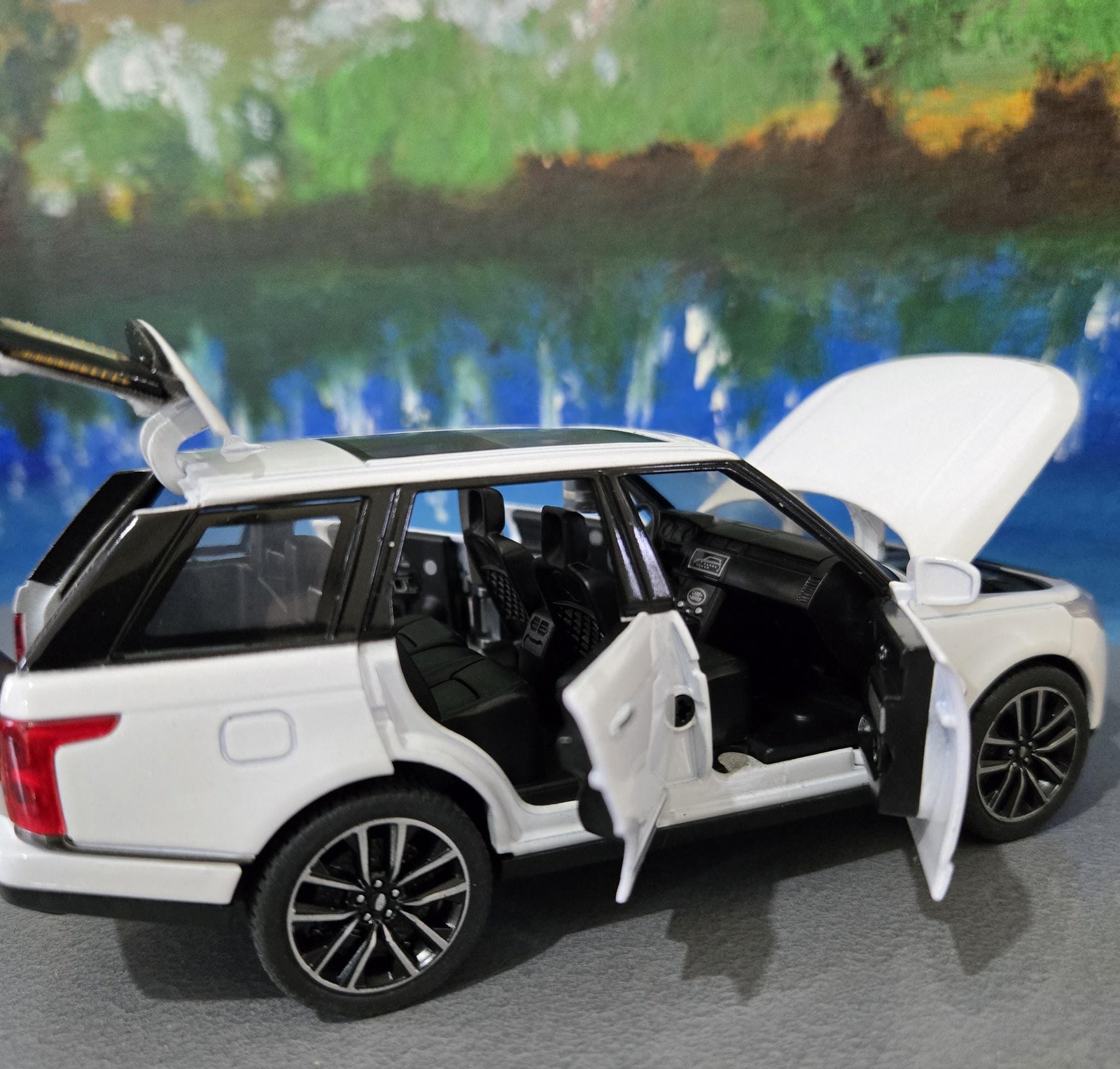1:32 Land Rover Range Rover SV Diecast Model Car, Toy with Light & Sound - Personalised Gift for Him, 50th Anniversary Edition, Pearl White