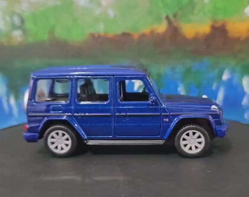 Mercedes G-Class Pearl Blue 1:38 Diecast SUV – Official Maisto Model with Personalized Name Plate | Boxed Gift for Dad, Kids, Collectors