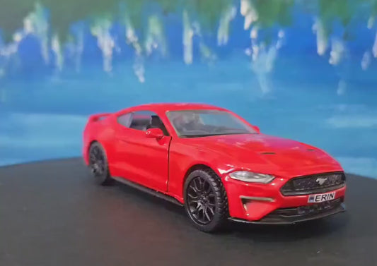 Motor Max Ford Mustang GT 2018 1:32 Red Diecast Model Car – Custom Name Plate – Collectible Gift for Dad, Car Lovers, Kids – Boxed Display