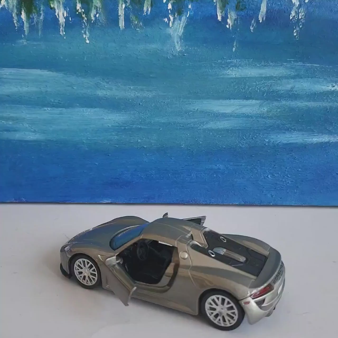 Custom Porsche 918 Spyder Diecast Model 1:36 – Personalized Gift for Dad, Husband, Uncle | Birthday, Anniversary, Boxed Collectible