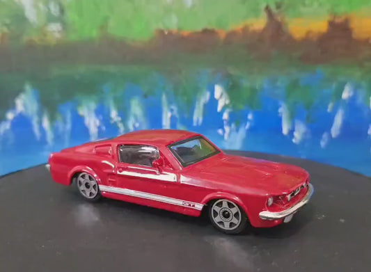 1967 Ford Mustang GT RED Diecast Model Car 1:43 Scale – Gift for Car Enthusiasts, Boys, Girls, Uncle, Grandad, Collectors New Boxed
