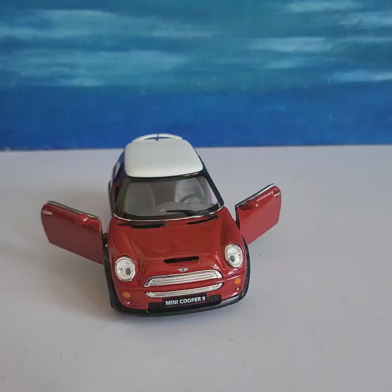PERSONALISED NAME PLATE Mini Cooper S - 1/28 Scale Diecast Model Car - Custom Mini Cooper Collectible Gift for Dad Husband Boyfriend Sleeves