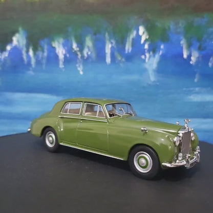 Rolls Royce Smoke Green Oxford PERSONALISED Diecast Dad Sister Mom husband grandad wife Any Name BROTHER Case GIFT Boxed