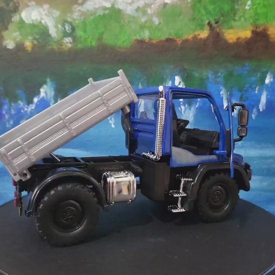 Mercedes-Benz Unimog Truck 1:32 Scale – Premium Diecast Model Toy Gift for Boys, Girls, Dad, Uncle easter Christmas gift New Boxed