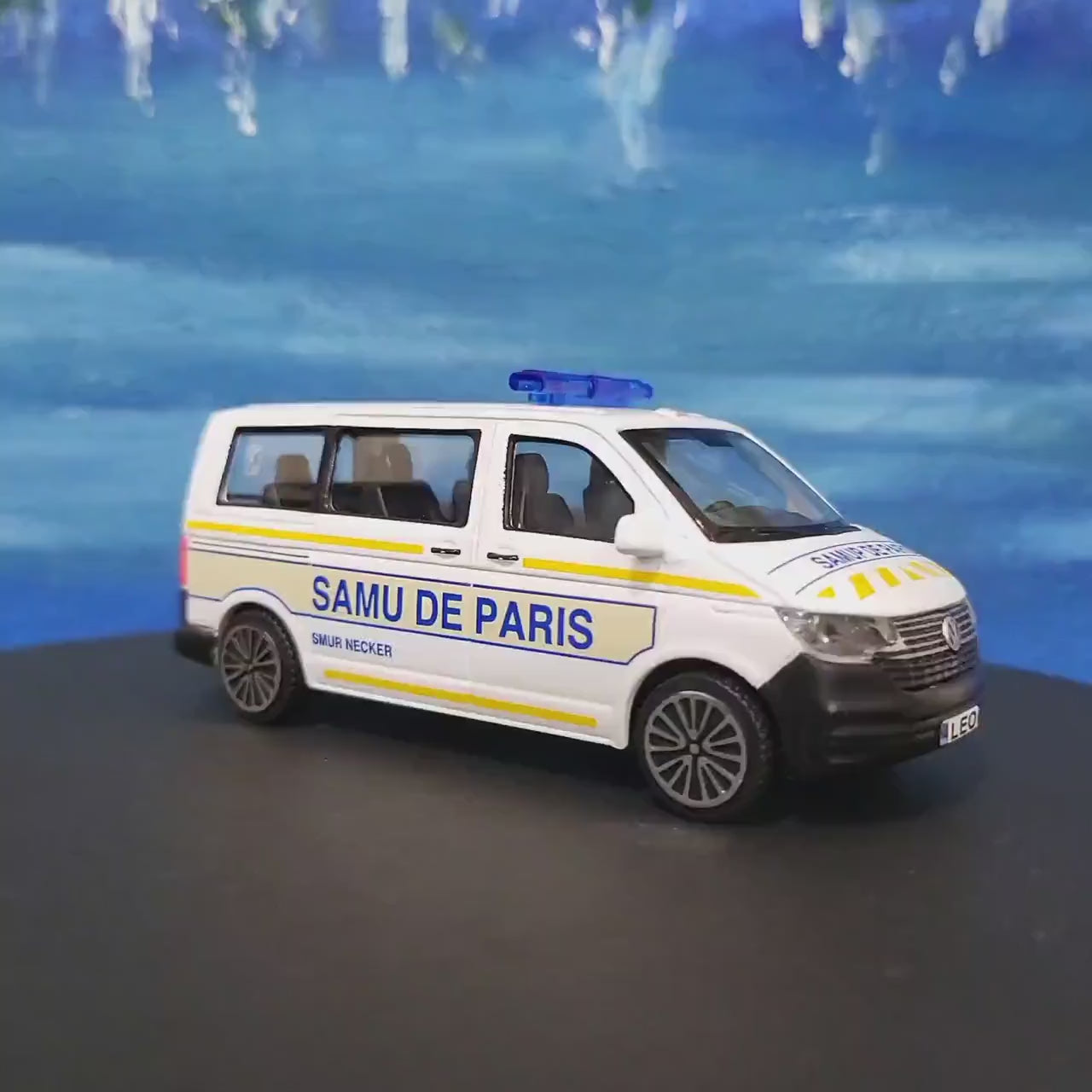 Volkswagen T6.1 Transporter Diecast Model Car 1:43 - SAMU DE PARIS