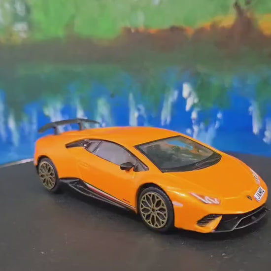 Lamborghini Huracan 1:43 Model Car – Personalized Plates | Gift for Boy, Girl, Dad, Mom, Uncle, Grandad | Birthday Christmas Present Boxed