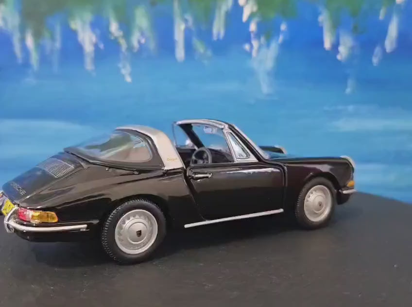 Porsche 911 Targa Black 1967 1:32 Scale Diecast Model Car toy