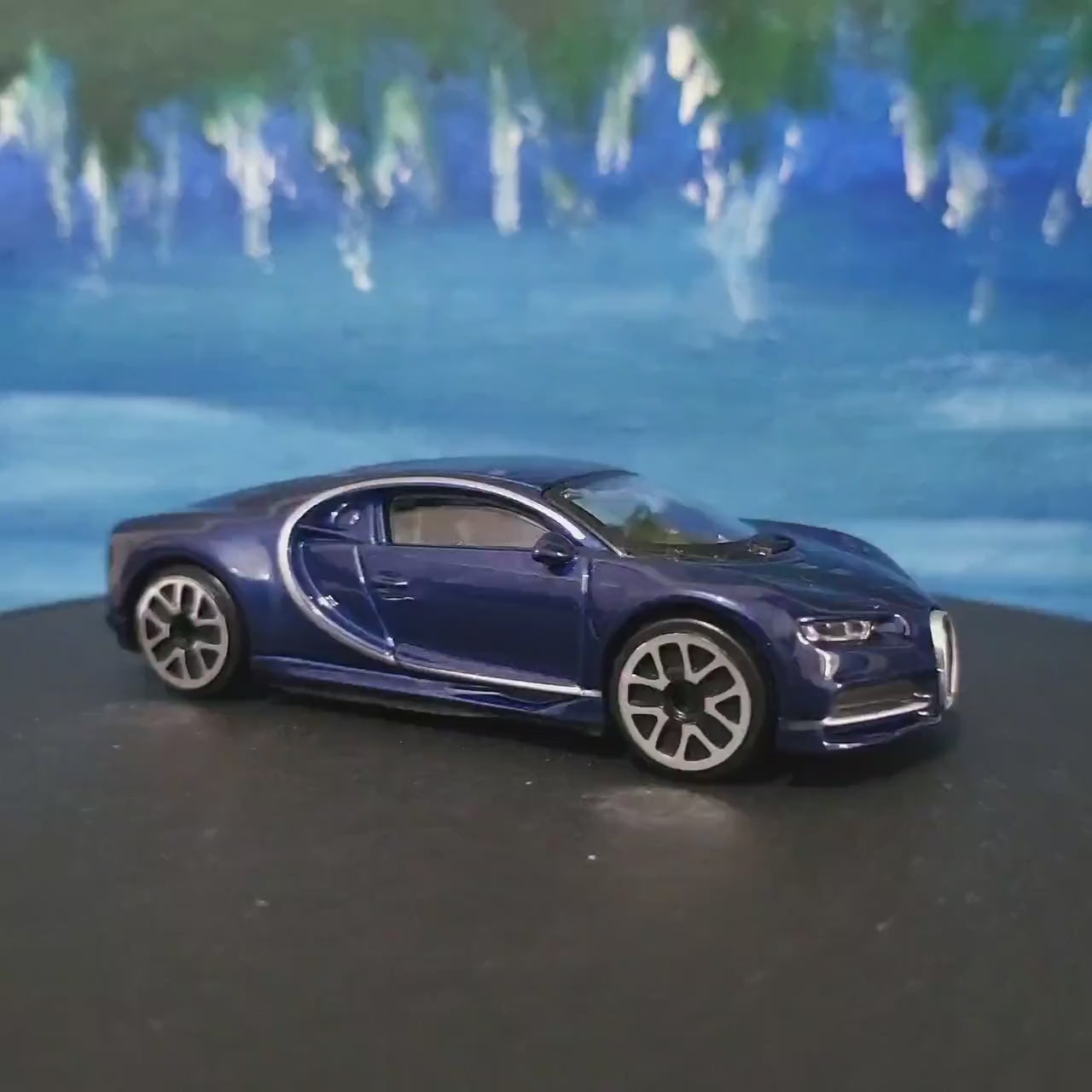 Bugatti Chiron Blue 1:43 Scale Toy Car Model – Custom Plates – Gift for Boy, Girl, Dad, Mom, Uncle, Grandad – Birthday or Christmas Present